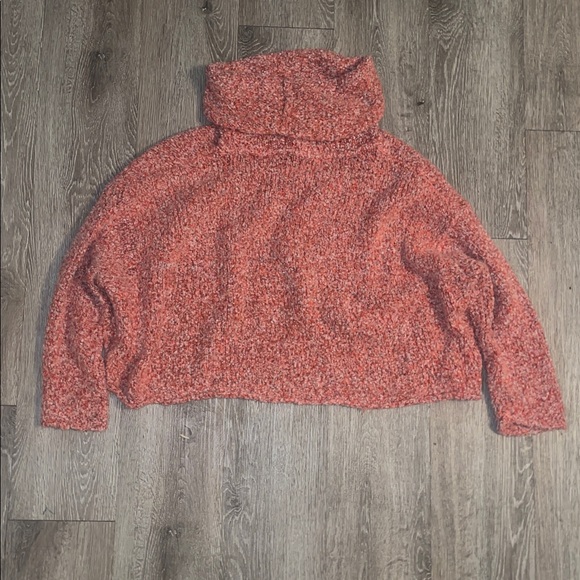 Free People BFF Sweater turtle neck and oversized cropped sweater pullover - Picture 2 of 5